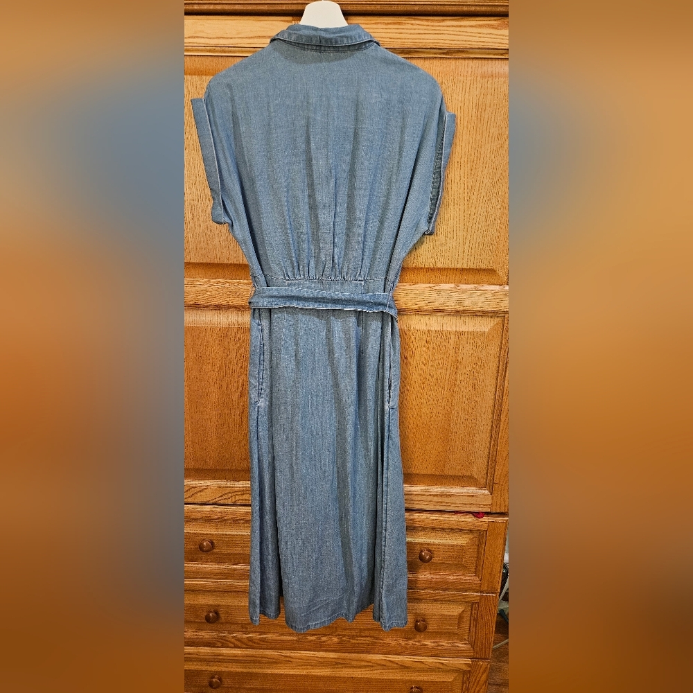 LOFT Women Chambray Midi Pocket Shirtdress Size 4 - Picture 3 of 5